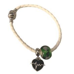 Bracelet for healthcare employees #heartbeat‎ #nurses #nurse